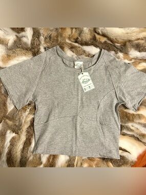Copper Brand✨Corset Style Gray Women's Cropped Tee Super soft!